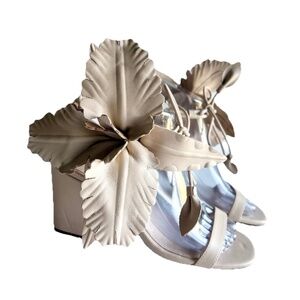 Cecelia Cream Leather Flower Ankle Strap Slingbacks size 6.5